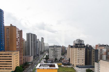 Vista do Studio de kitnet/studio para alugar com 1 quarto, 40m² em Centro, Curitiba