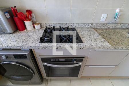Apartamento à venda com 76m², 3 quartos e 2 vagasCozinha