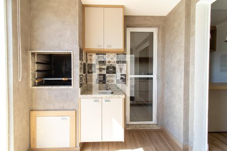 Sala de apartamento à venda com 3 quartos, 76m² em Ponte Preta, Campinas