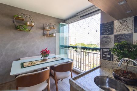 Sala - Varanda estendida de apartamento à venda com 3 quartos, 76m² em Ponte Preta, Campinas