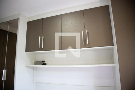 Quarto 1 de apartamento para alugar com 2 quartos, 72m² em Jardim Leonor Mendes de Barros, São Paulo