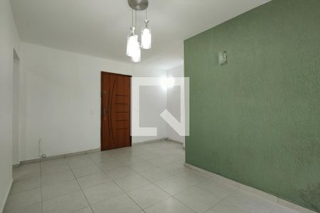Sala de apartamento para alugar com 1 quarto, 45m² em Taquara, Rio de Janeiro