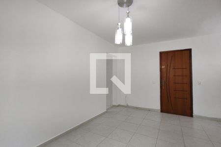Sala de apartamento para alugar com 1 quarto, 45m² em Taquara, Rio de Janeiro