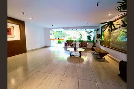 Apartamento para alugar com 168m², 4 quartos e 3 vagas Apartamento para alugar com 168m², 4 quartos e 3 vagasÁrea Comum - Playground