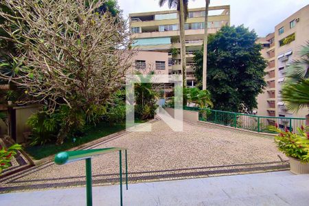 Apartamento para alugar com 168m², 4 quartos e 3 vagas Apartamento para alugar com 168m², 4 quartos e 3 vagasClube privativo