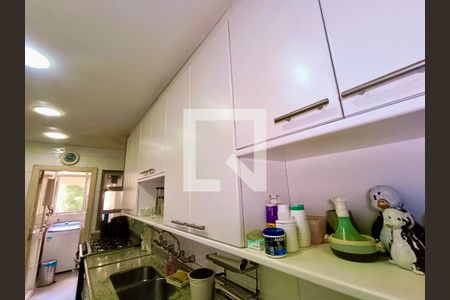 Apartamento para alugar com 168m², 4 quartos e 3 vagas Apartamento para alugar com 168m², 4 quartos e 3 vagasCopa / Cozinha
