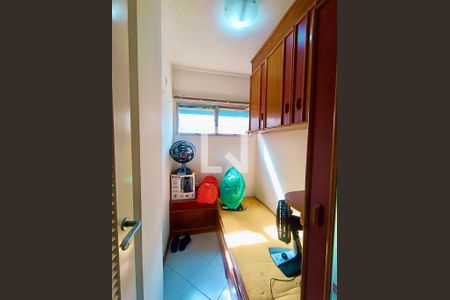 Apartamento para alugar com 168m², 4 quartos e 3 vagas Apartamento para alugar com 168m², 4 quartos e 3 vagasQuarto serviço 2