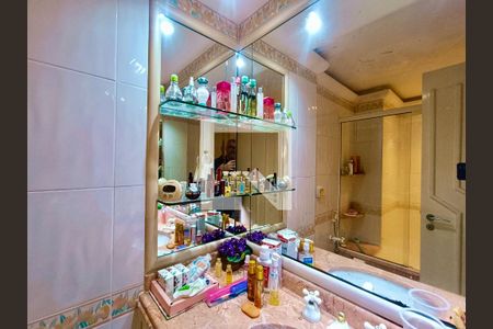 Apartamento para alugar com 168m², 4 quartos e 3 vagas Apartamento para alugar com 168m², 4 quartos e 3 vagasBanheiro social