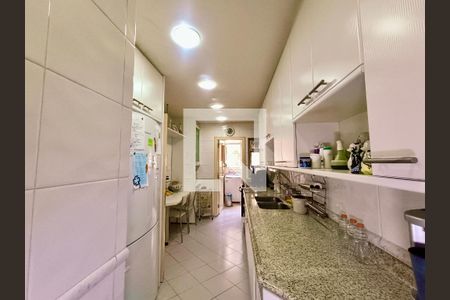 Apartamento para alugar com 168m², 4 quartos e 3 vagas Apartamento para alugar com 168m², 4 quartos e 3 vagasCopa / Cozinha