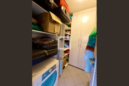 Apartamento para alugar com 168m², 4 quartos e 3 vagas Apartamento para alugar com 168m², 4 quartos e 3 vagasQuarto serviço