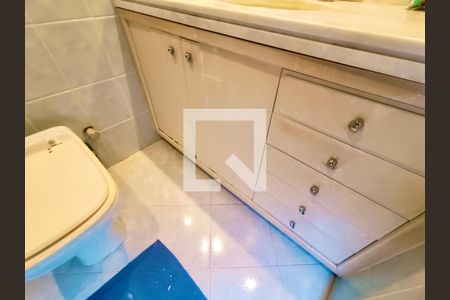Apartamento para alugar com 168m², 4 quartos e 3 vagas Apartamento para alugar com 168m², 4 quartos e 3 vagasSuíte banheiro
