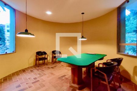 Apartamento para alugar com 168m², 4 quartos e 3 vagas Apartamento para alugar com 168m², 4 quartos e 3 vagasClube privativo