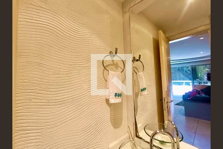 Apartamento para alugar com 168m², 4 quartos e 3 vagas Apartamento para alugar com 168m², 4 quartos e 3 vagasLavabo