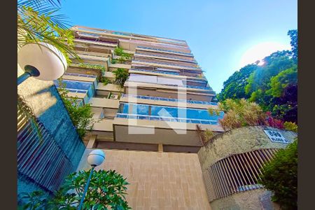 Apartamento para alugar com 168m², 4 quartos e 3 vagas Apartamento para alugar com 168m², 4 quartos e 3 vagasFachada