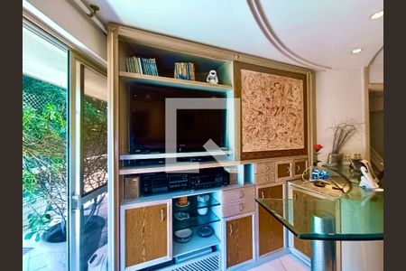 Apartamento para alugar com 168m², 4 quartos e 3 vagas Apartamento para alugar com 168m², 4 quartos e 3 vagasSala