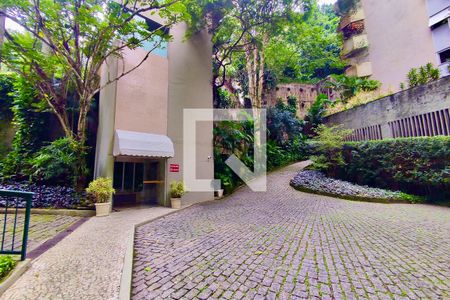 Apartamento para alugar com 168m², 4 quartos e 3 vagas Apartamento para alugar com 168m², 4 quartos e 3 vagasClube privativo