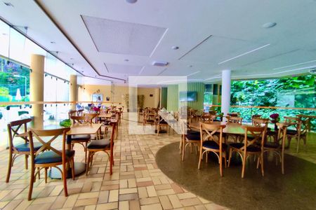 Apartamento para alugar com 168m², 4 quartos e 3 vagas Apartamento para alugar com 168m², 4 quartos e 3 vagasClube privativo