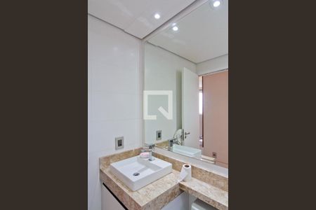 Apartamento à venda com 45m², 2 quartos e 1 vagaBanheiro