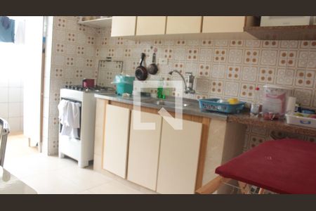 Cozinha de apartamento à venda com 2 quartos, 64m² em Chácara Agrindus, Taboão da Serra