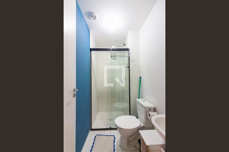 Banheiro de apartamento para alugar com 1 quarto, 24m² em Bonfim, Osasco