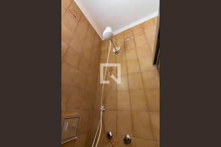 Casa à venda com 180m², 4 quartos e 1 vagaBanheiro 2