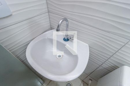 Detalhe - Banheiro de casa para alugar com 1 quarto, 15m² em Belenzinho, São Paulo