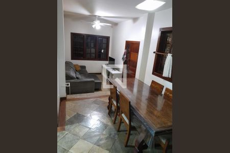 Casa à venda com 4 quartos, 192m² em Paquetá, Belo Horizonte