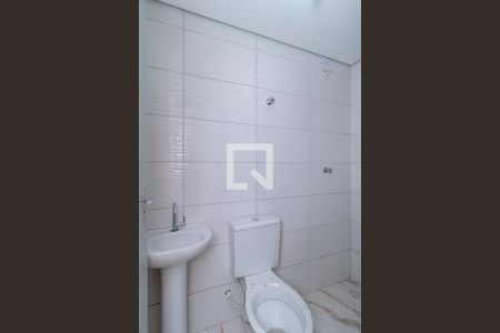Banheiro de kitnet/studio para alugar com 1 quarto, 14m² em Belenzinho, São Paulo