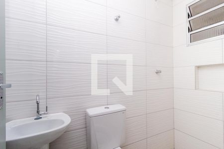 Banheiro de kitnet/studio para alugar com 1 quarto, 14m² em Belenzinho, São Paulo