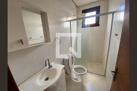 banheiro de kitnet/studio para alugar com 1 quarto, 38m² em São Luís, Canoas