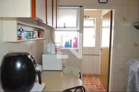 Apartamento à venda com 56m², 2 quartos e 1 vagaCozinha