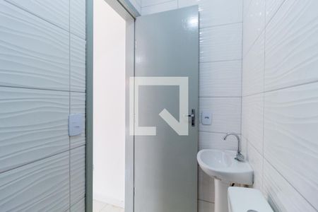 Banheiro de kitnet/studio para alugar com 1 quarto, 12m² em Belenzinho, São Paulo