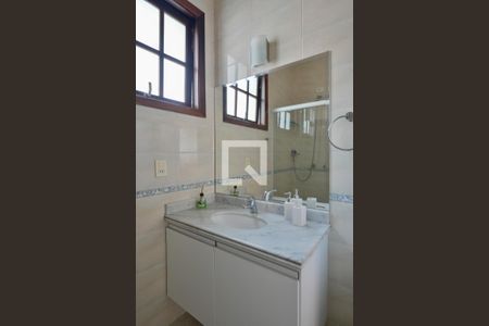 Casa à venda com 300m², 3 quartos e 2 vagas Casa à venda com 300m², 3 quartos e 2 vagasSuite Quarto 3