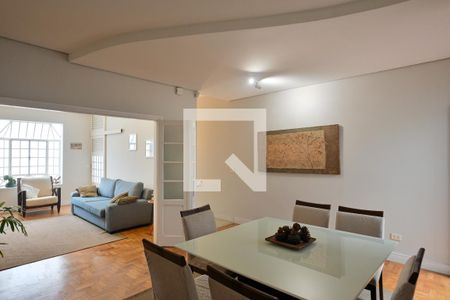 Sala de casa à venda com 3 quartos, 300m² em Aclimação, São Paulo