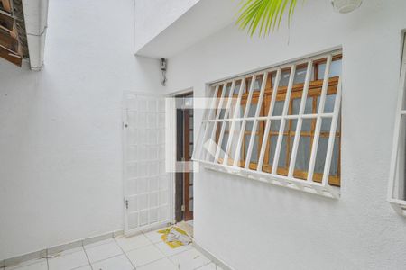 Casa à venda com 300m², 3 quartos e 2 vagas Casa à venda com 300m², 3 quartos e 2 vagasQuintal/Area de Serviço