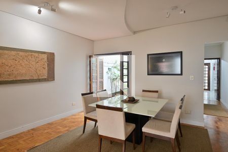 Sala de casa à venda com 3 quartos, 300m² em Aclimação, São Paulo