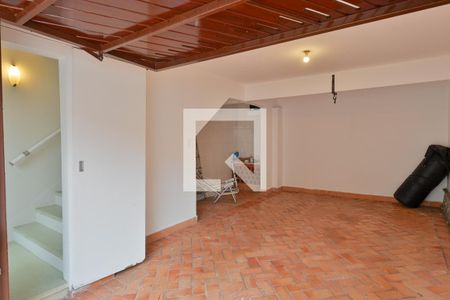 Casa à venda com 300m², 3 quartos e 2 vagas Casa à venda com 300m², 3 quartos e 2 vagasGaragem