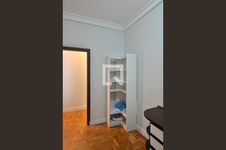 Casa à venda com 300m², 3 quartos e 2 vagas Casa à venda com 300m², 3 quartos e 2 vagasQuarto 2/Escritorio