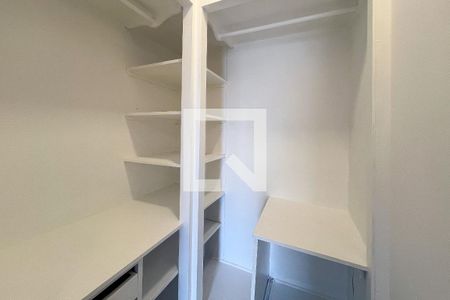 Apartamento à venda com 49m², 1 quarto e 1 vagaCloset