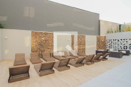 Apartamento à venda com 30m², 2 quartos e sem vaga Apartamento à venda com 30m², 2 quartos e sem vagaÁrea comum - Piscina