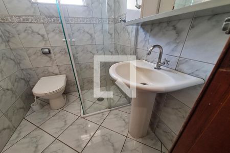 Banheiro de casa para alugar com 1 quarto, 90m² em Jardim Imperador (zona Leste), São Paulo