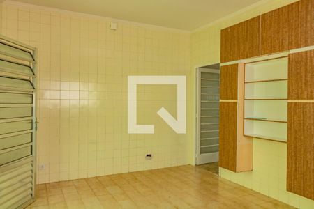 Casa à venda com 204m², 2 quartos e 4 vagasCozinha 