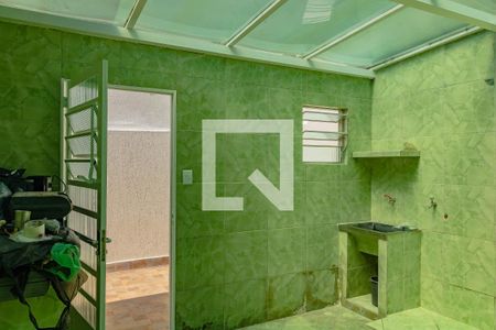 Casa à venda com 204m², 2 quartos e 4 vagasArea de serviço