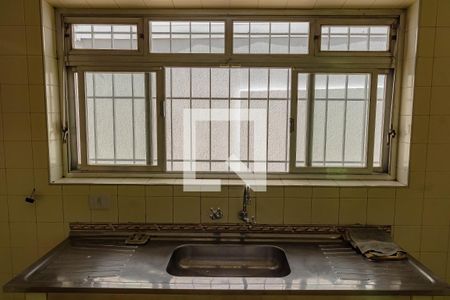 Casa à venda com 204m², 2 quartos e 4 vagasCozinha 