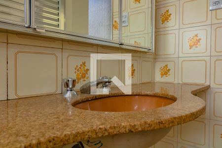 Casa à venda com 204m², 2 quartos e 4 vagasBanheiro