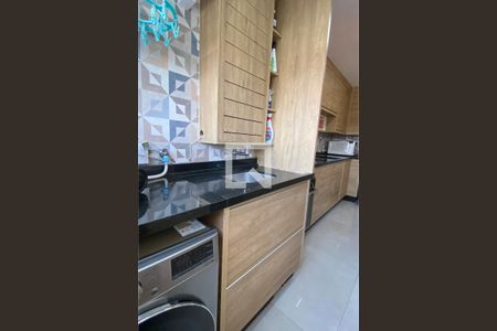 Apartamento à venda com 63m², 2 quartos e 1 vagaÁrea de Serviço