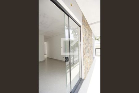 Casa à venda com 377m², 4 quartos e 5 vagasVaranda Quarto 2