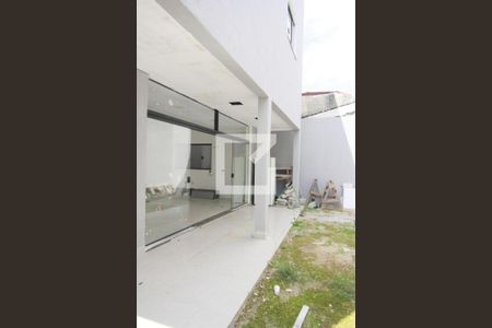 Casa à venda com 377m², 4 quartos e 5 vagasJardim