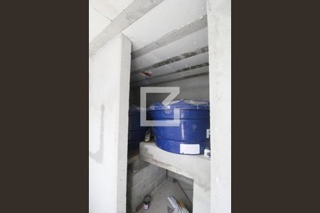 Casa à venda com 377m², 4 quartos e 5 vagasQuarto Caixa"agua