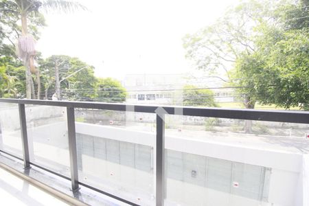 Casa à venda com 377m², 4 quartos e 5 vagasVaranda Quarto 2